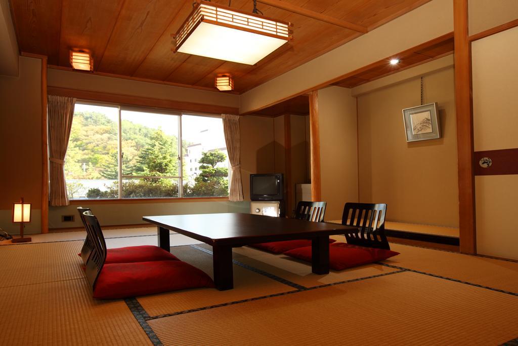 Nishiki-No-Yu Jimotoya Hotel Matsumoto Room photo